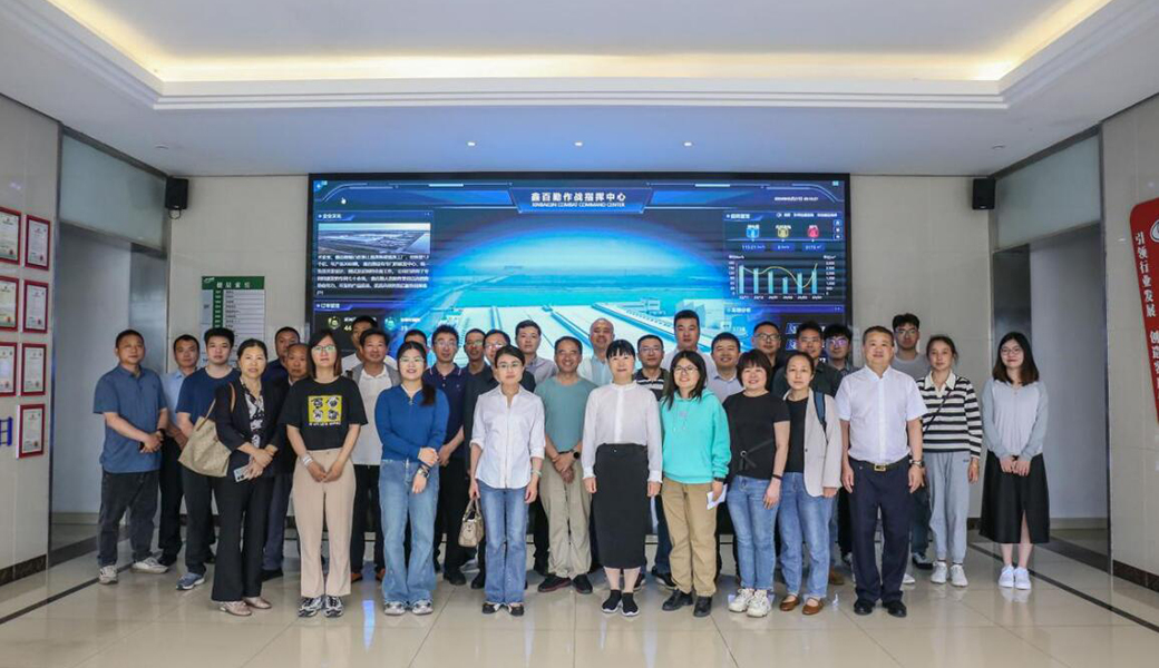 江蘇現(xiàn)代農(nóng)業(yè)（生豬）產(chǎn)業(yè)技術(shù)體系走進(jìn)正大機(jī)電企業(yè)